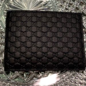Gucci Micro Guccissima Large Bifold Leather Wallet Black